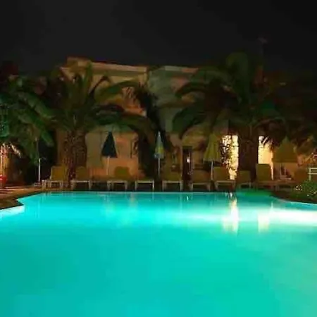 Urszula's Apartment- With Pool In Kos 아파트 *